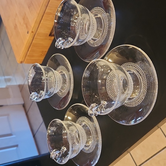 4 sets Duncan & Miller Teardrop cups and saucers - Picture 1 of 4